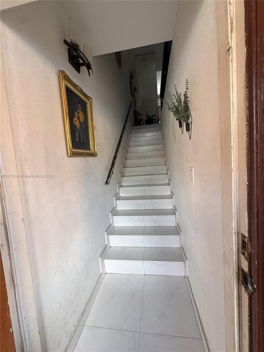 Spacious apartment for sale in West Hialeah, ideally located near schools, hospitals, and major conveniences. This home features modern finishes, stylish tile floors throughout, and generously sized bedrooms. Multiple financing options are available, and the seller is highly motivated—willing to assist with closing costs. A perfect opportunity to own a comfortable home in a prime location!