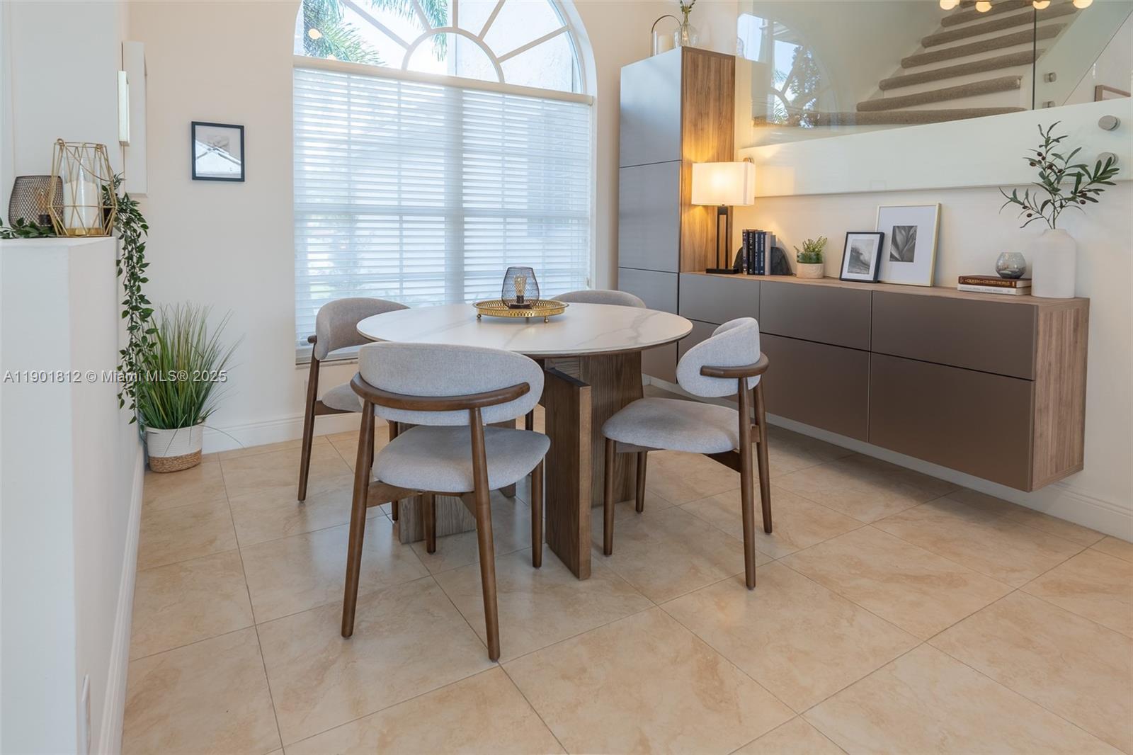 SILVER LAKES PHASE III - Residential Lease