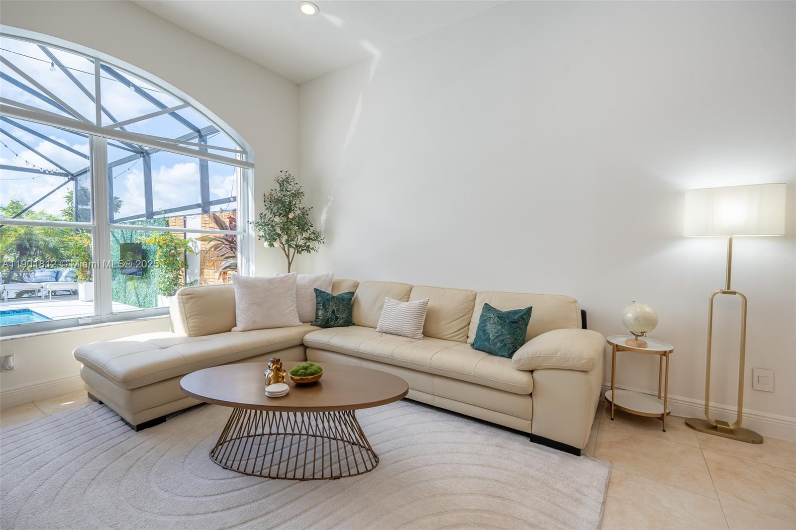 SILVER LAKES PHASE III - Residential Lease