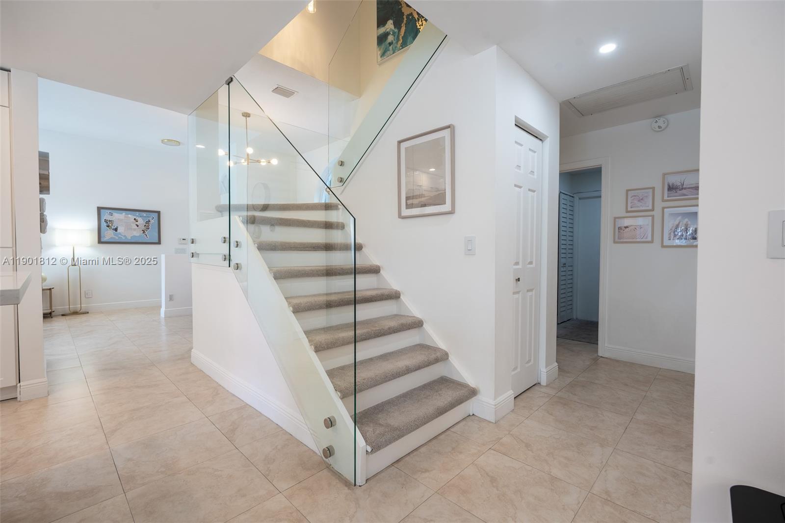 SILVER LAKES PHASE III - Residential Lease