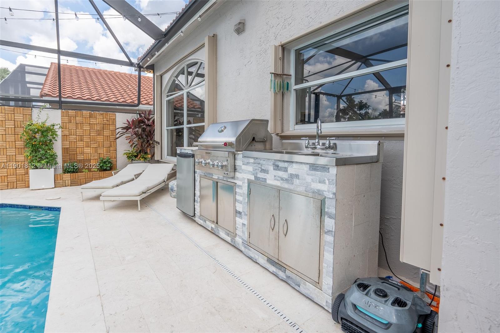 SILVER LAKES PHASE III - Residential Lease