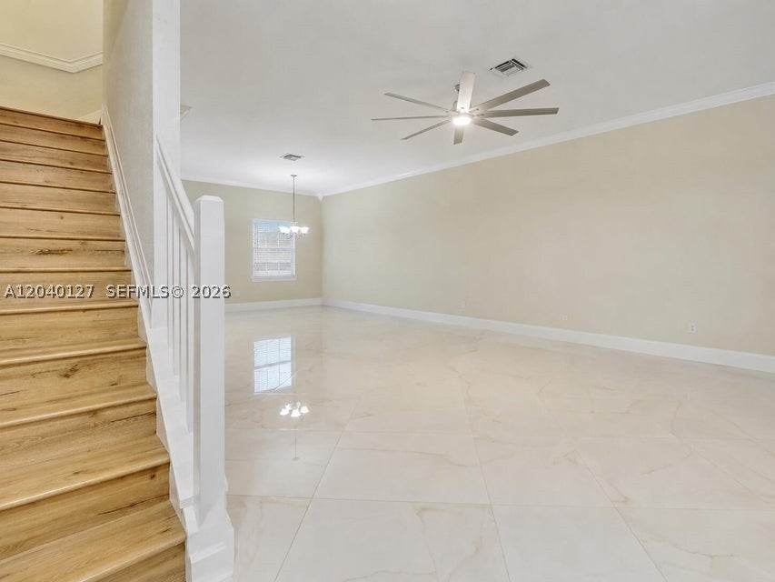 118 Seagrape Dr 105