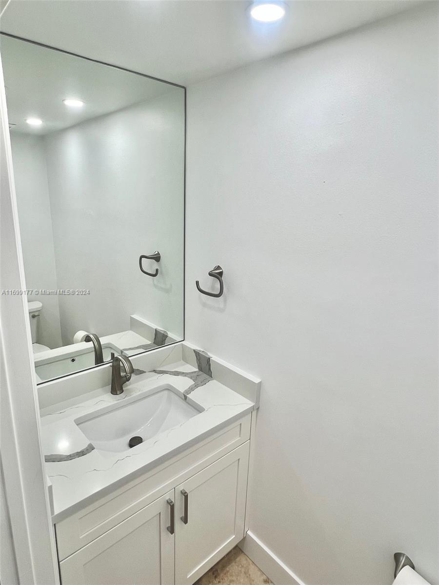 BOCA QUAY PH 3 - Residential Lease