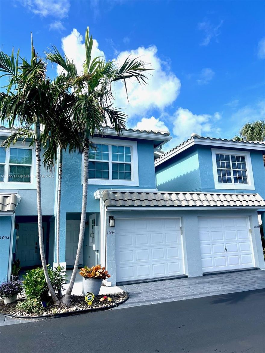 Beautifully remodeled 3 Bedroom 2.5 bath townhome in the gated intracoastal community of Boca Quay. Located just minutes from the beach,Mizner Park,FAU,Wold class dining and shopping.Hurricane impact windows and doors, new kitchen and appliances,remodeled bathrooms,marble and tile floors, freshly painted,SmartWings Motorized Light Filtering window Roller Shades with remote control,large fenced patio with easy access to the pool.One car garage and in unit washer and dryer.
