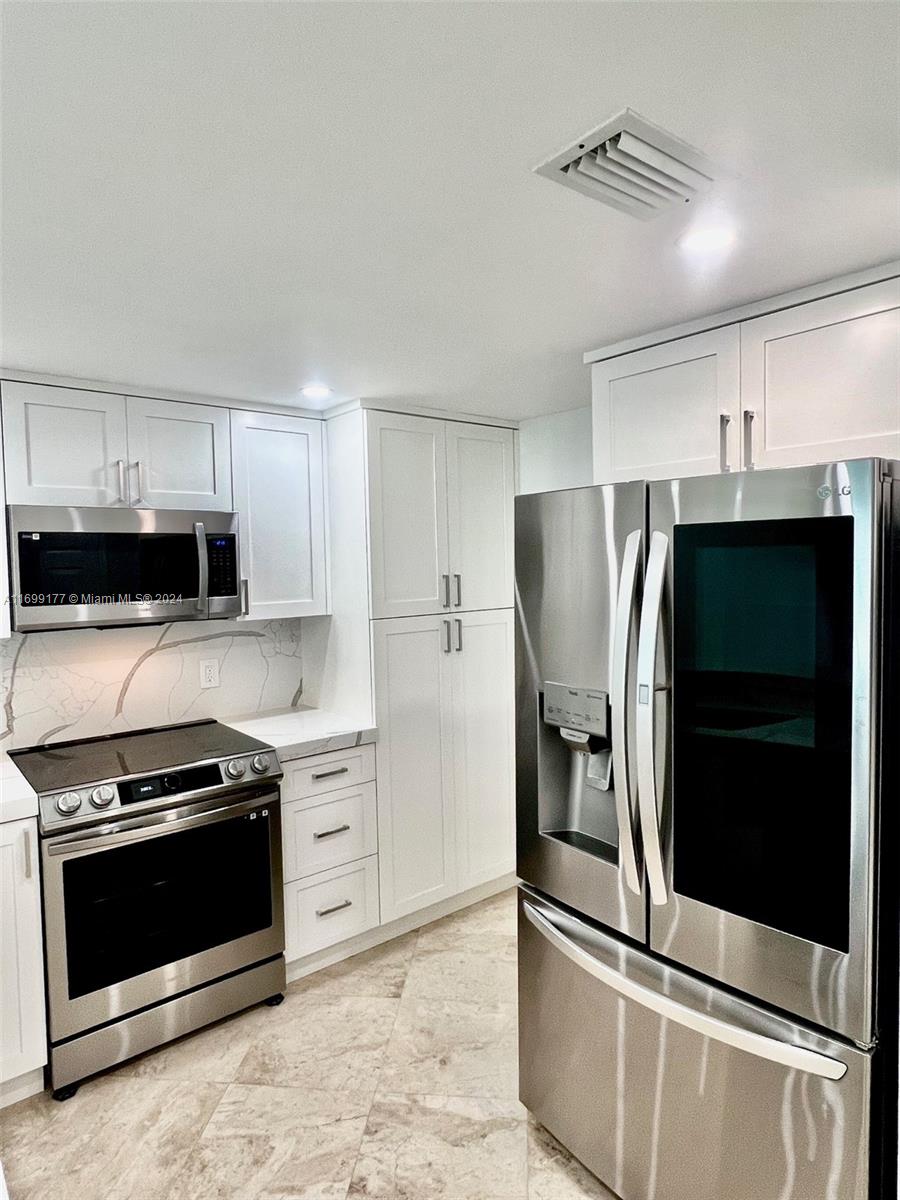 BOCA QUAY PH 3 - Residential Lease