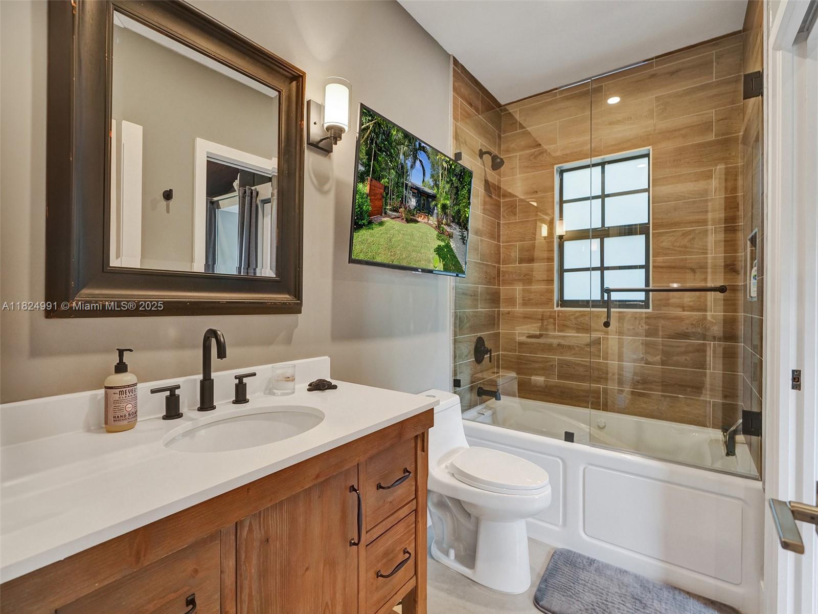 LAKE HEIGHTS - Residential