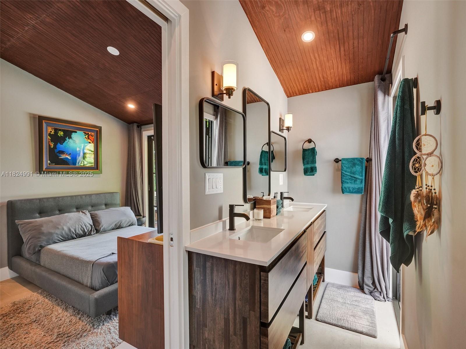 LAKE HEIGHTS - Residential