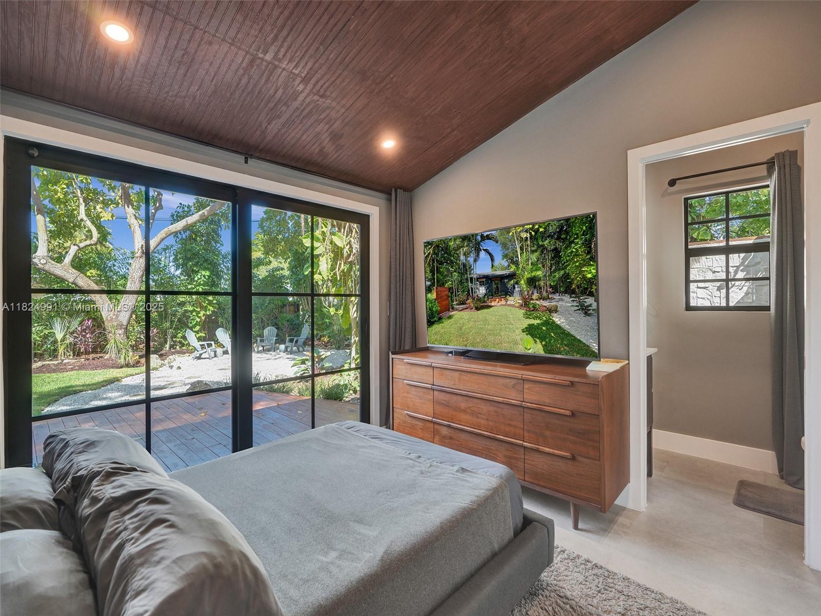 LAKE HEIGHTS - Residential