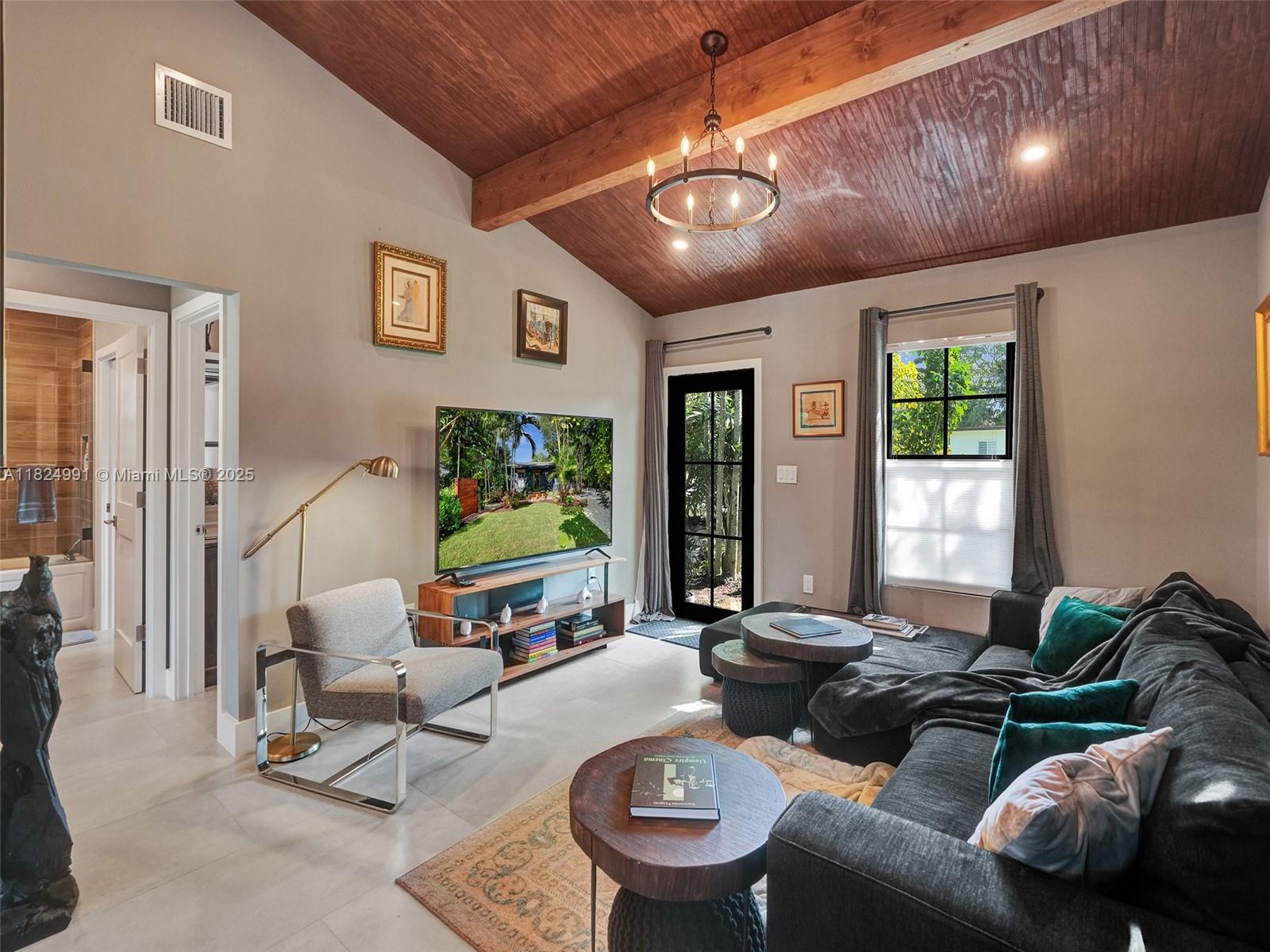 LAKE HEIGHTS - Residential