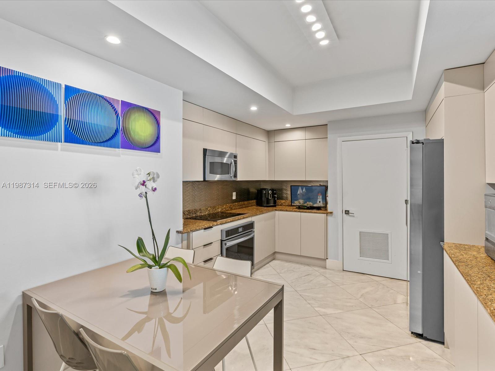 AVENTURA MARINA II - Residential