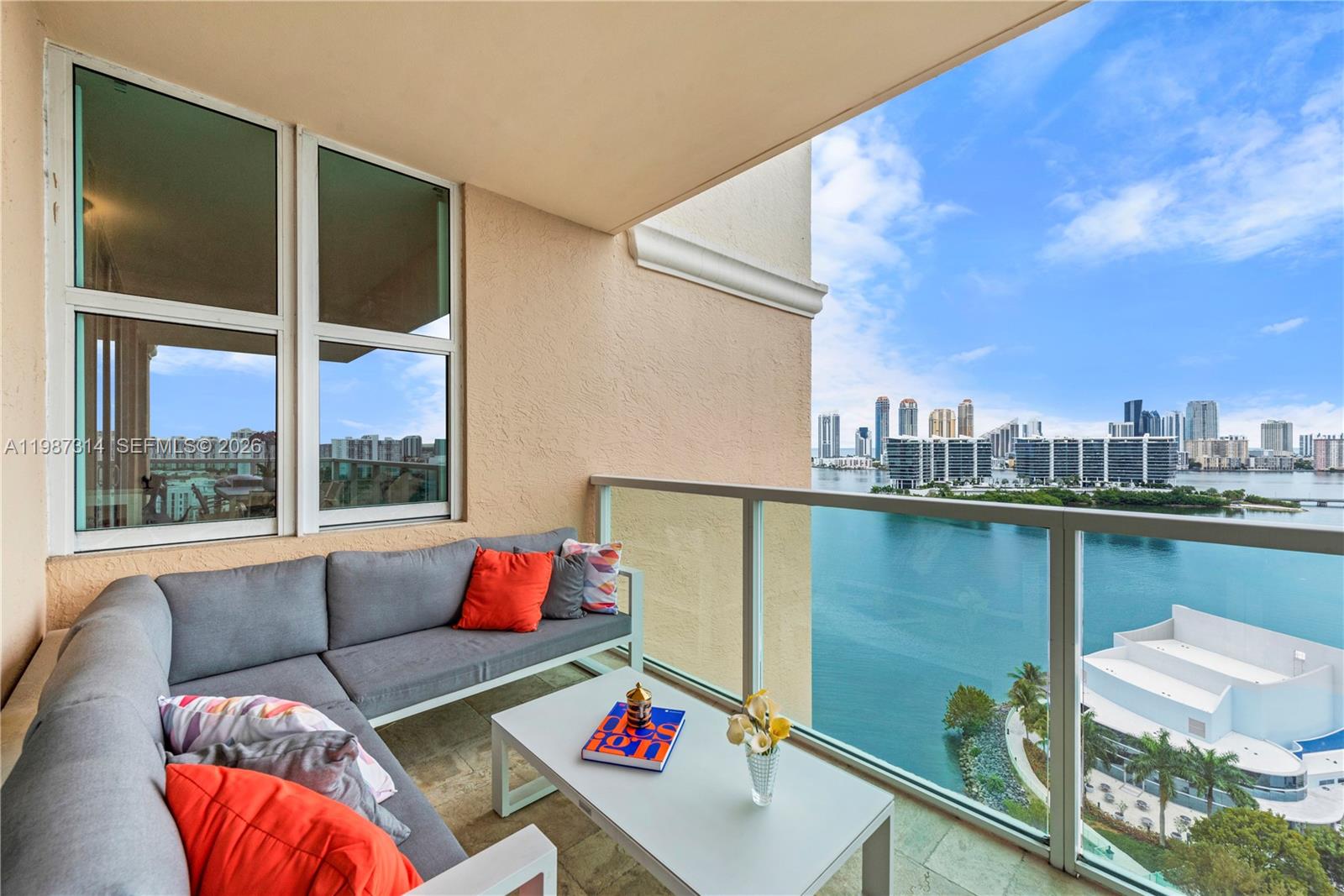 AVENTURA MARINA II - Residential