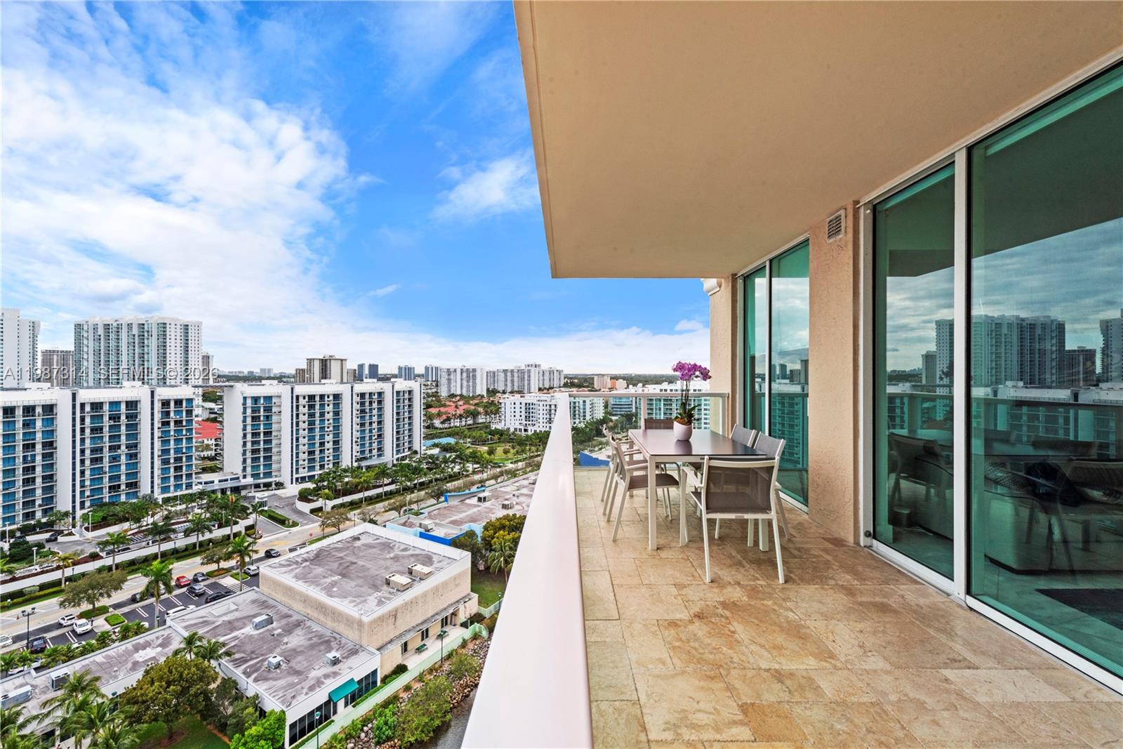 AVENTURA MARINA II - Residential