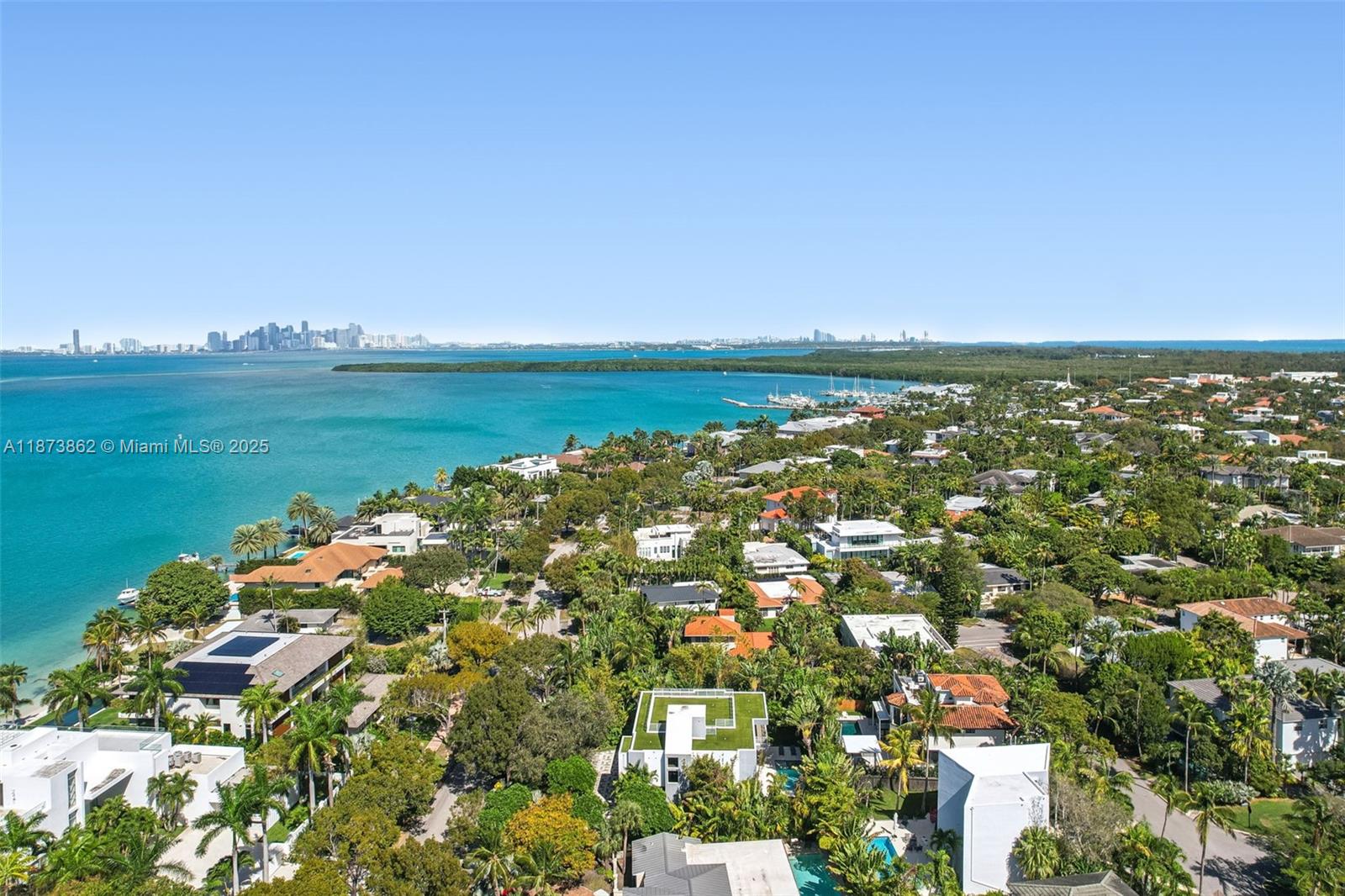 TROPICAL ISLE HOMES SUB 3 - Residential