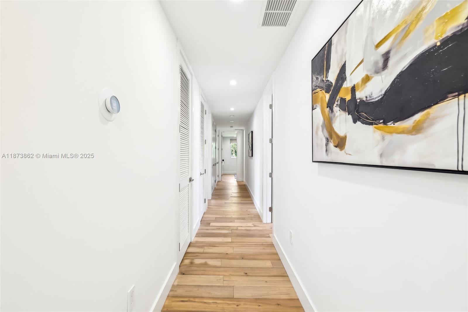 TROPICAL ISLE HOMES SUB 3 - Residential