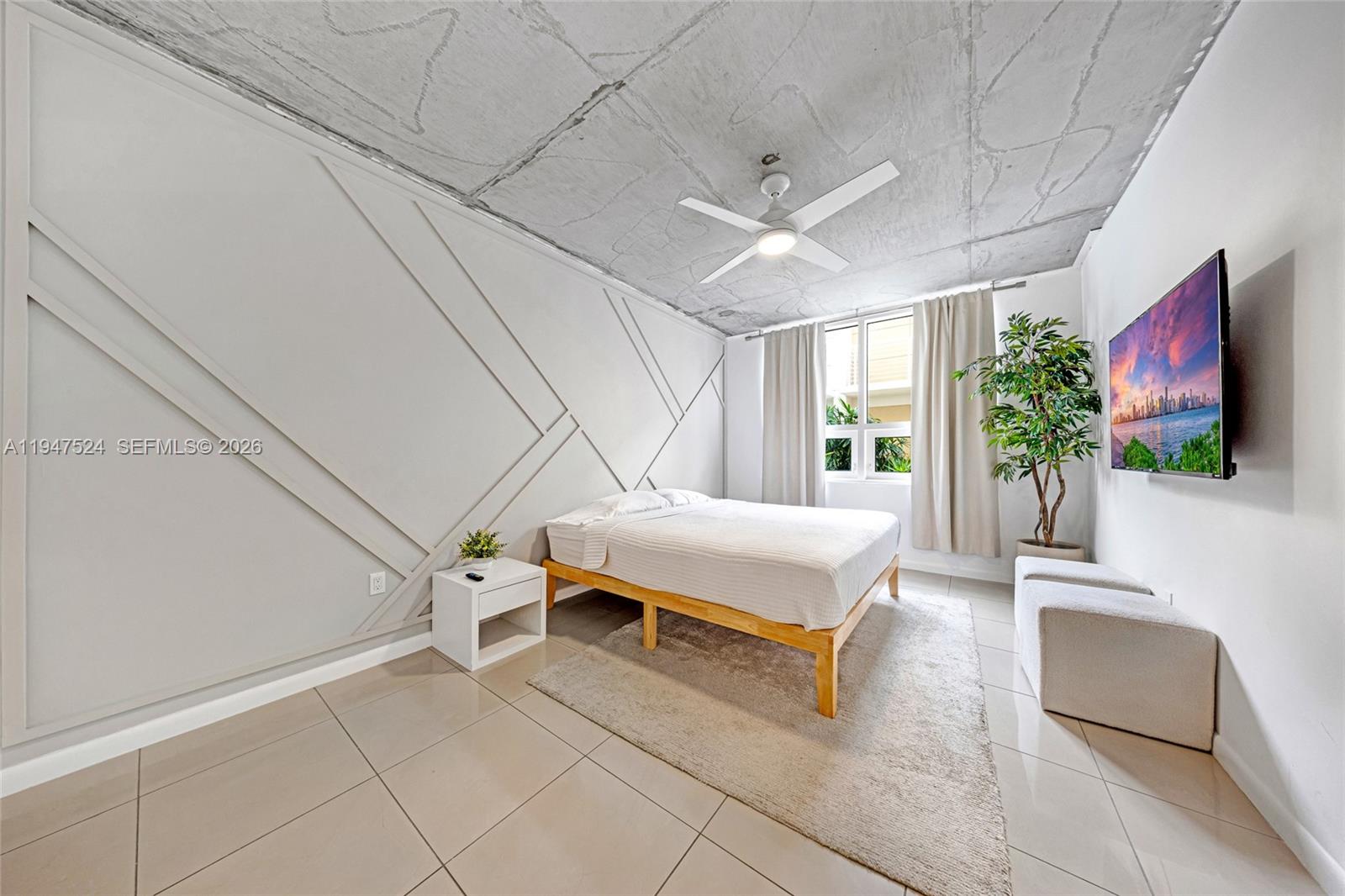 MIDBLOCK MIAMI CONDO - Residential
