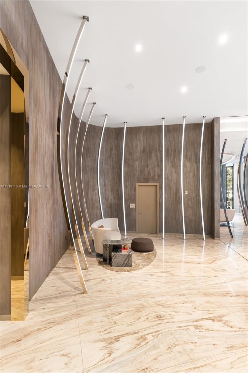 1000 Brickell Plz 3410