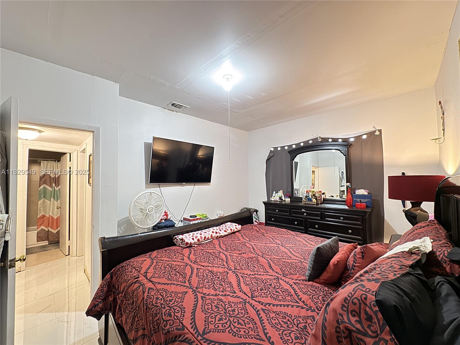 MIAMI LE AH A SUB - Residential Lease