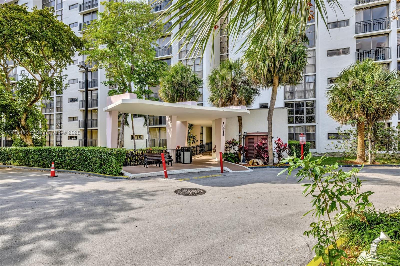 PLAZA OF AMERICAS CONDO P - Residential