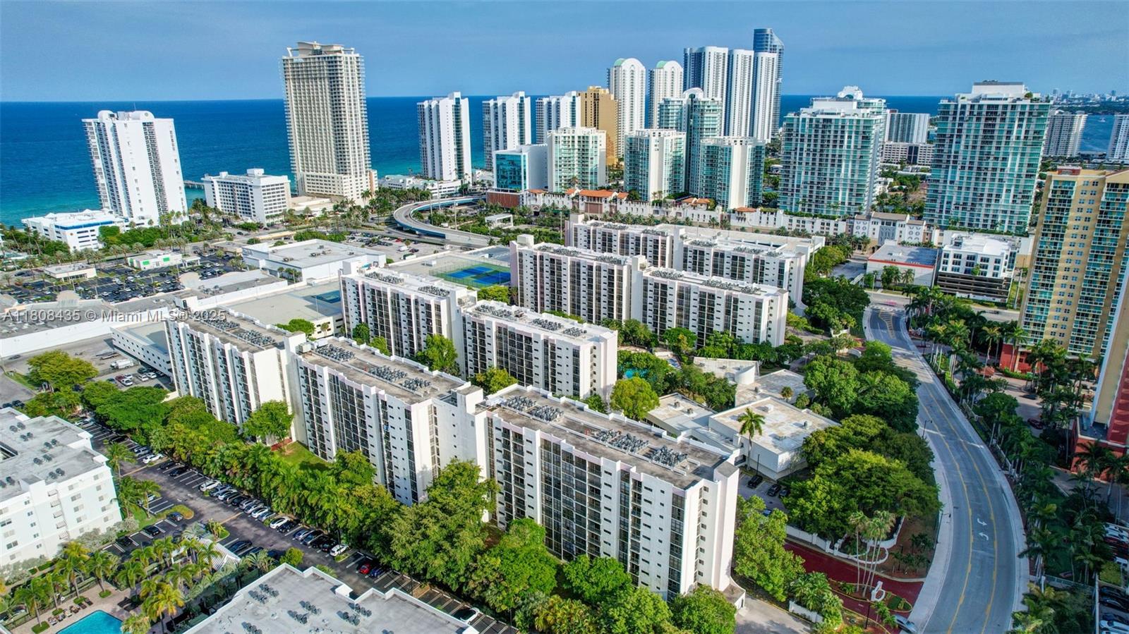 PLAZA OF AMERICAS CONDO P - Residential