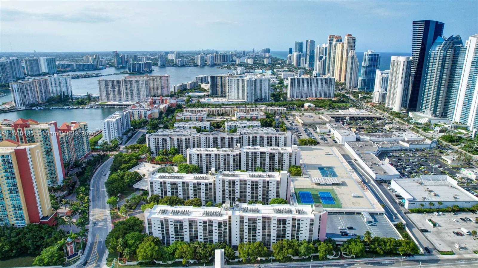 PLAZA OF AMERICAS CONDO P - Residential