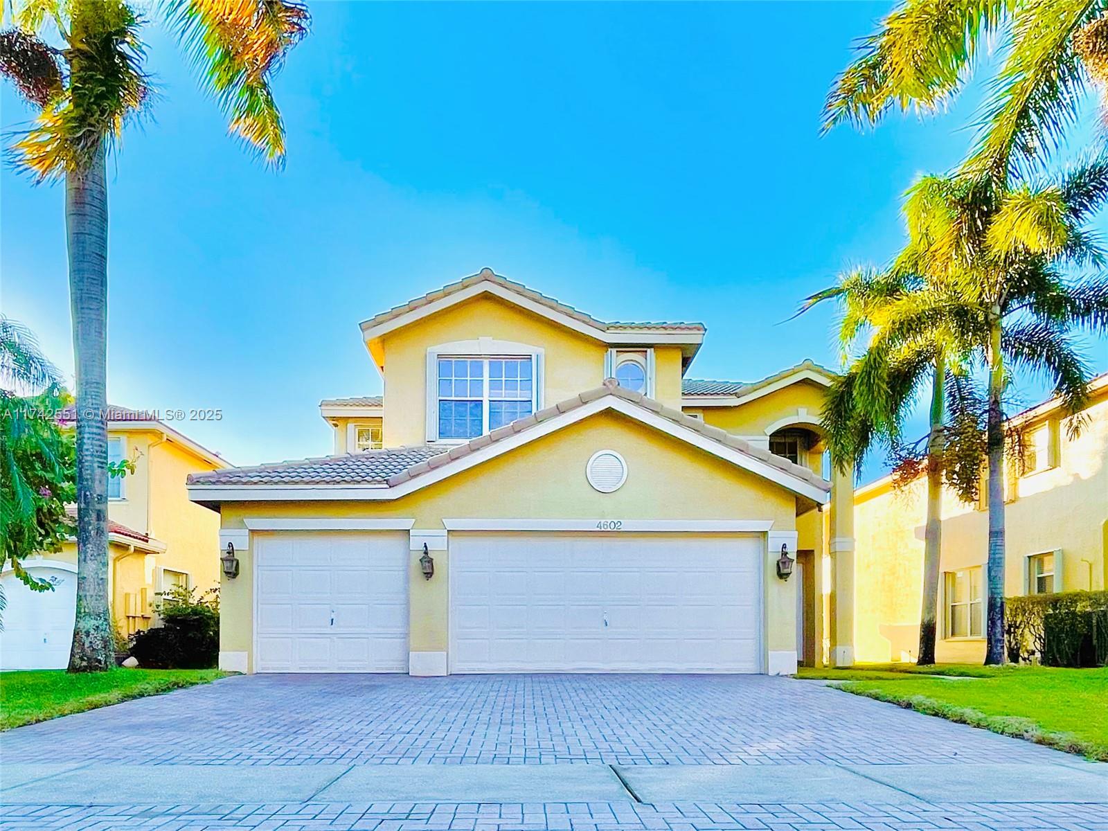 4602 Sw 131st Ter, Miramar, Broward County, Florida - 6 Bedrooms  
4 Bathrooms - 