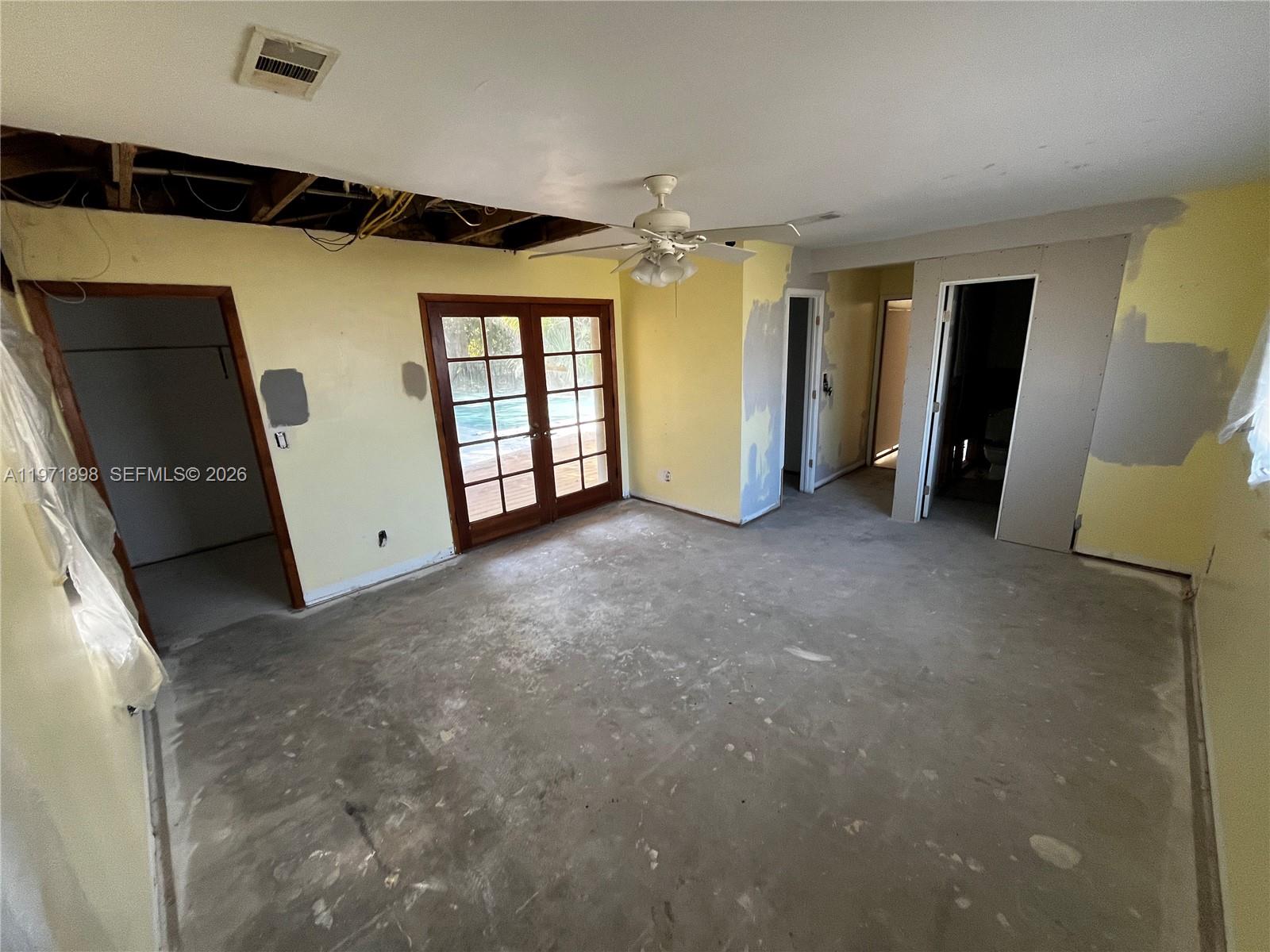 PINE MANOR SUBDIVISION - Residential