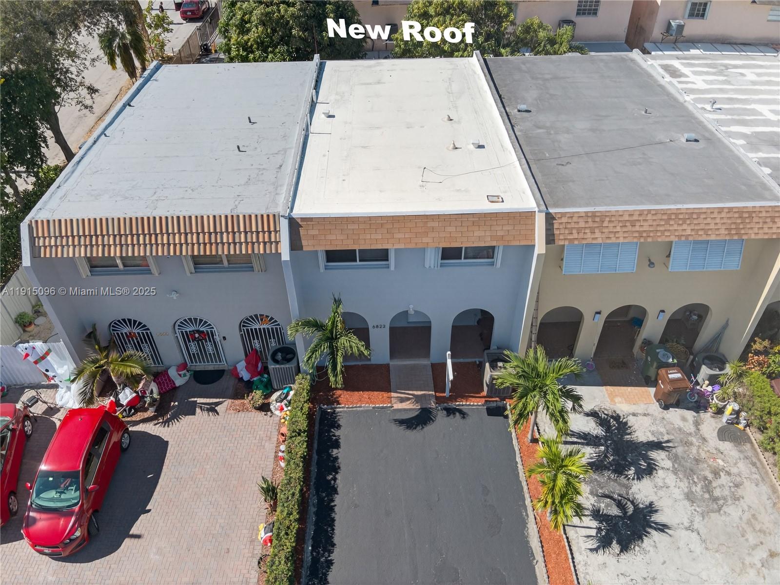 PALM SPRINGS VILLAS 3RD A - Residential