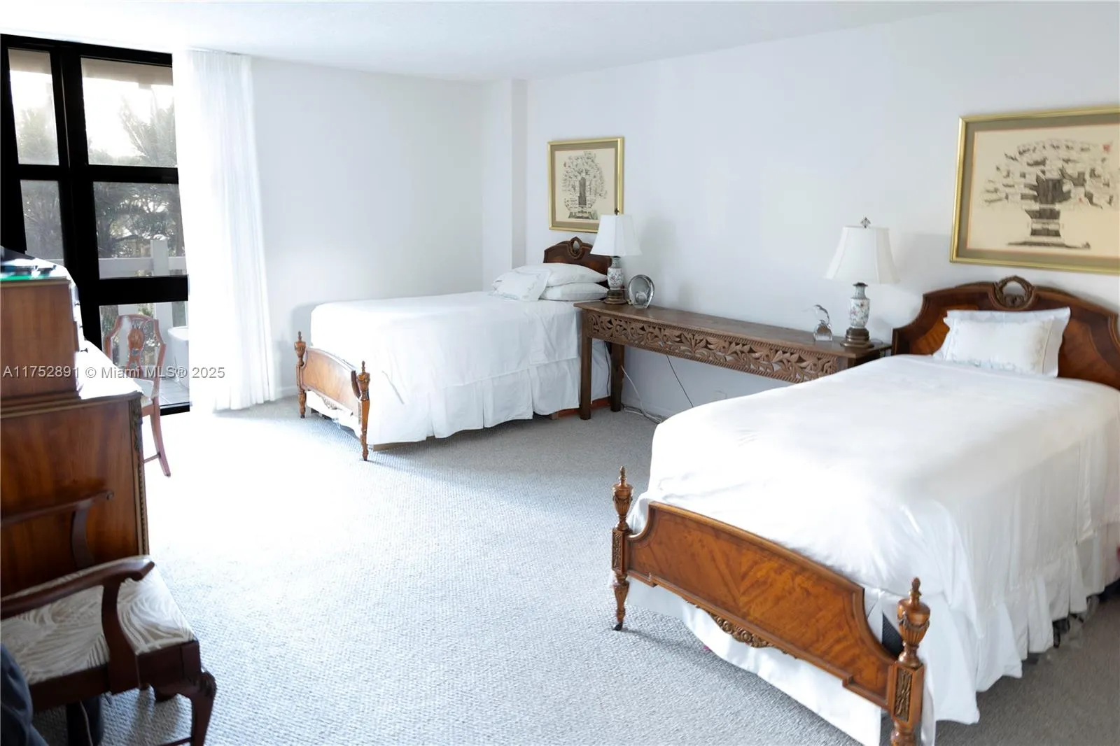 Key Biscayne, Florida 33149, United States, 2 Bedrooms Bedrooms, ,2 BathroomsBathrooms,Residential,Active,77730