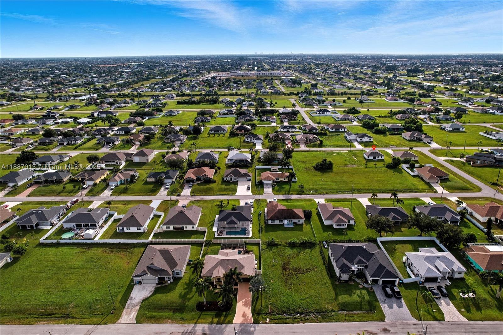 CAPE CORAL - Residential