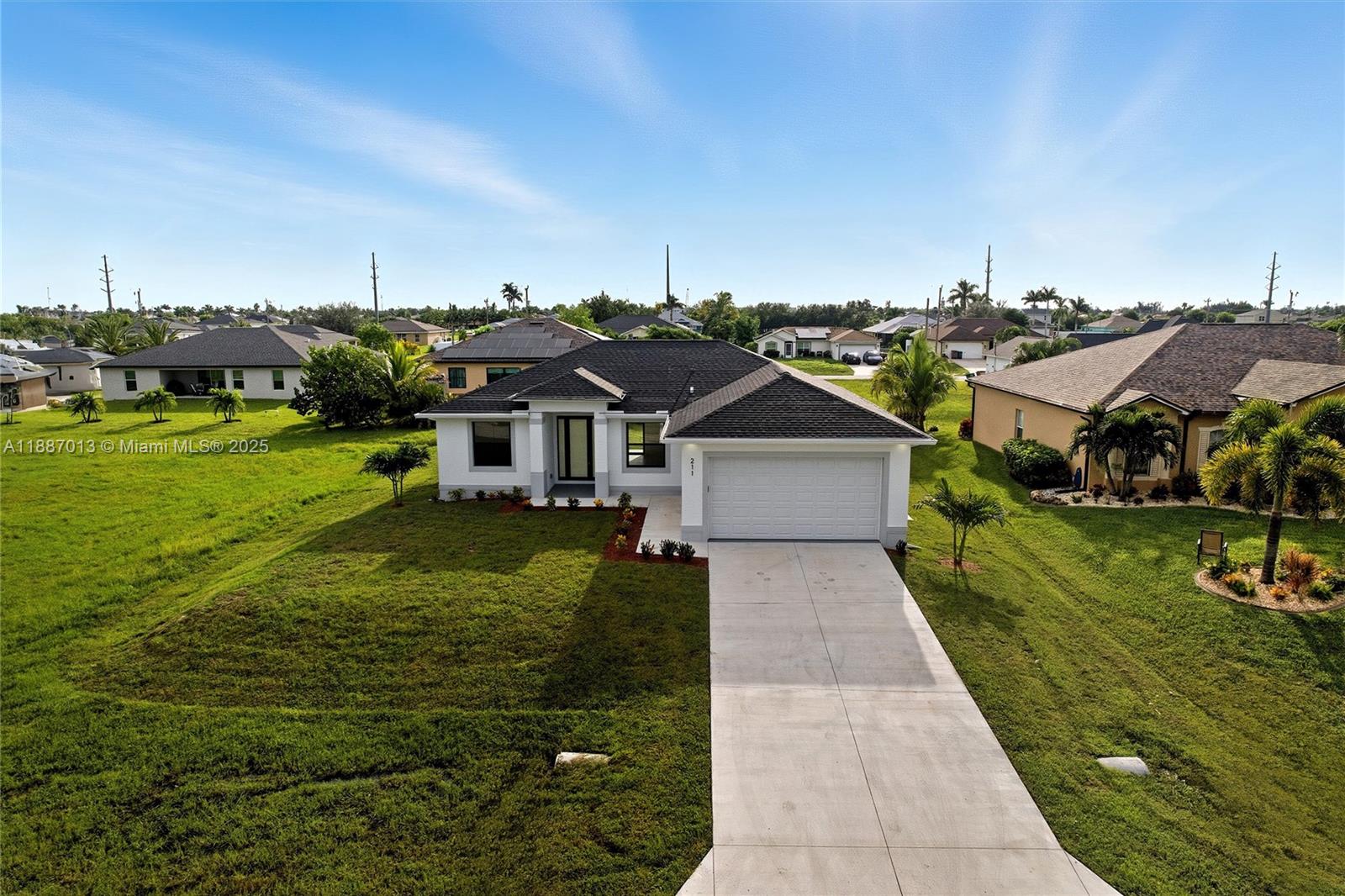 CAPE CORAL - Residential