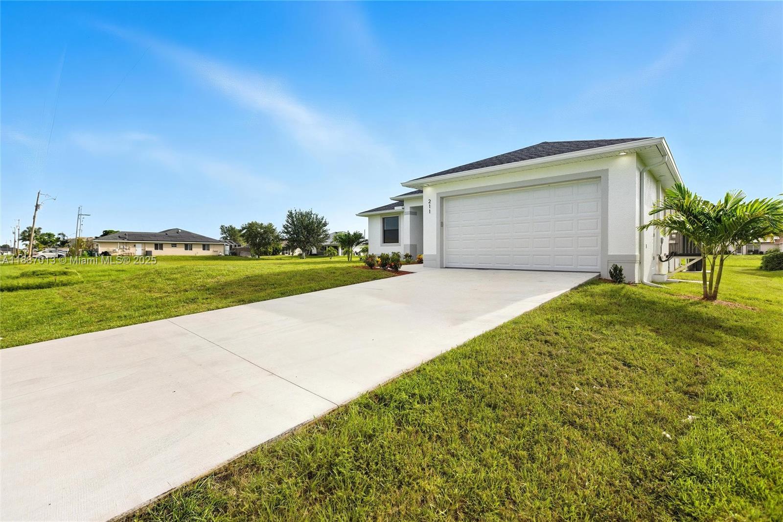 CAPE CORAL - Residential