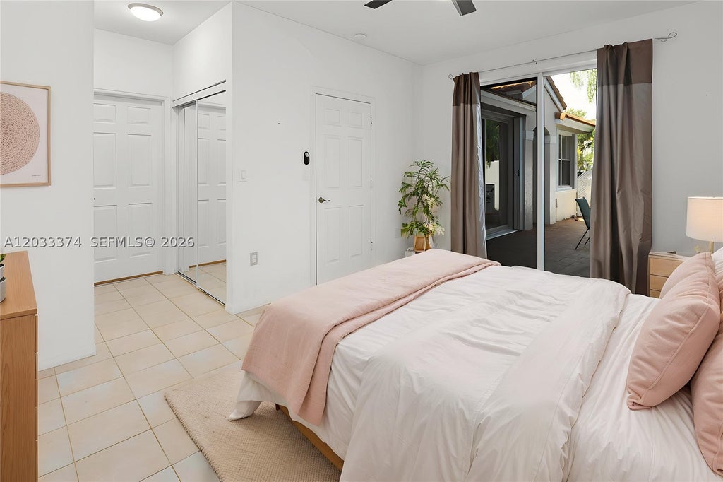 Photo of 1521 Seagrape Way, Hollywood, FL 33019 (MLS # A12033374)