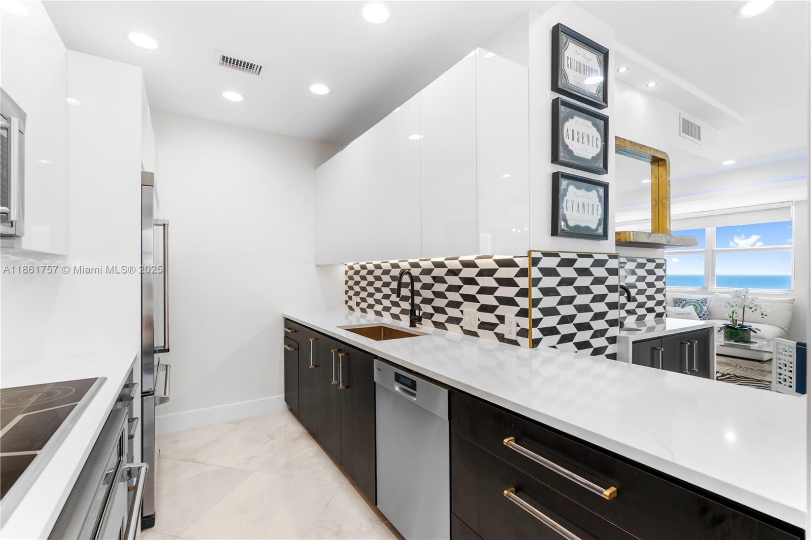 SEASONS CONDO - Residential Lease