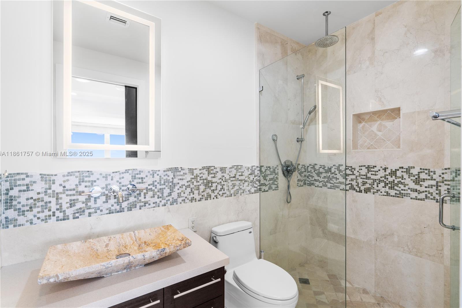 SEASONS CONDO - Residential Lease