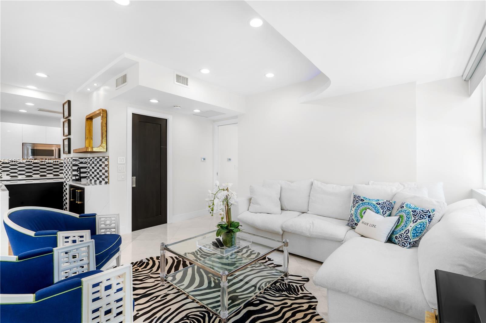 SEASONS CONDO - Residential Lease