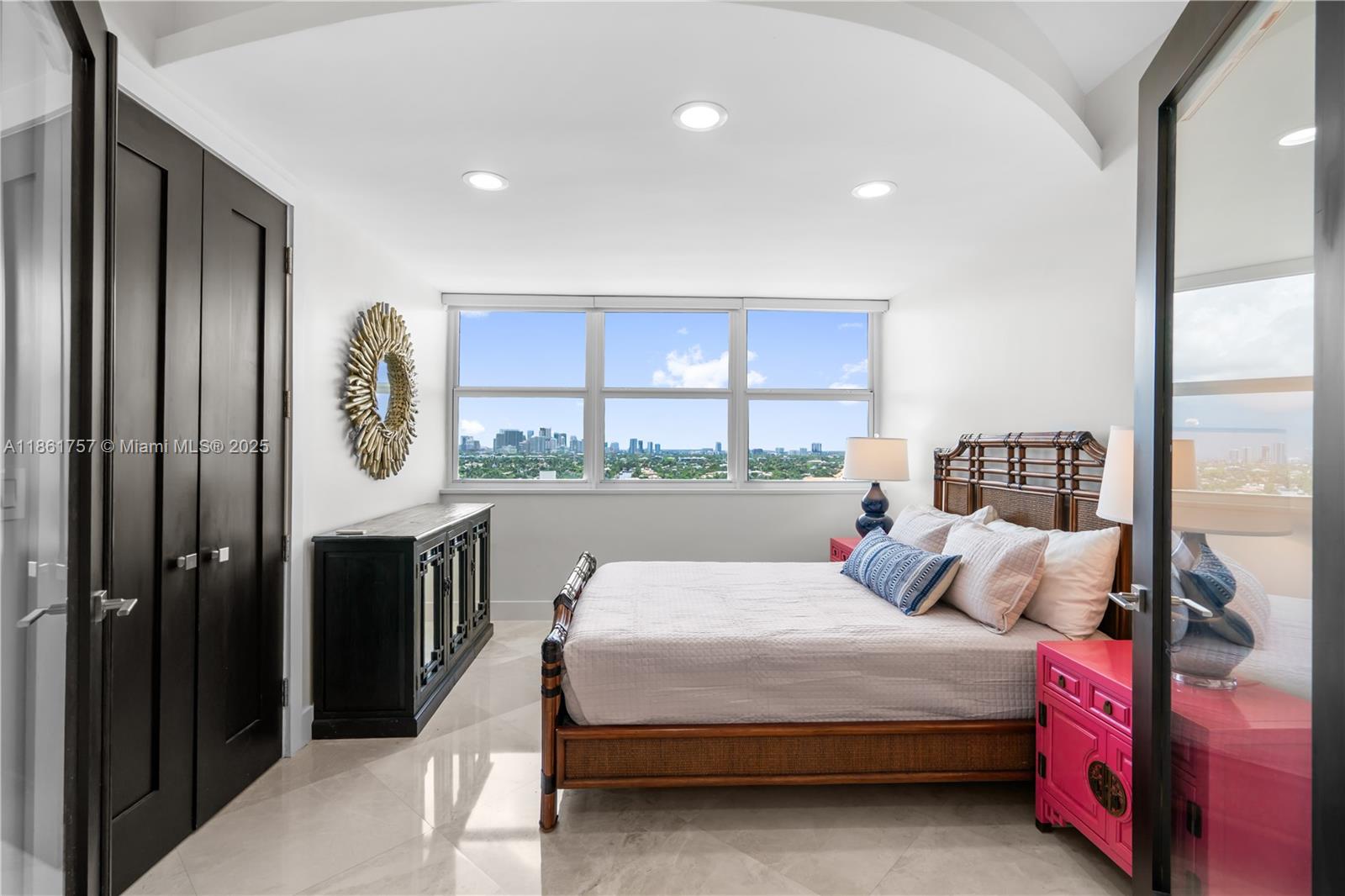 SEASONS CONDO - Residential Lease