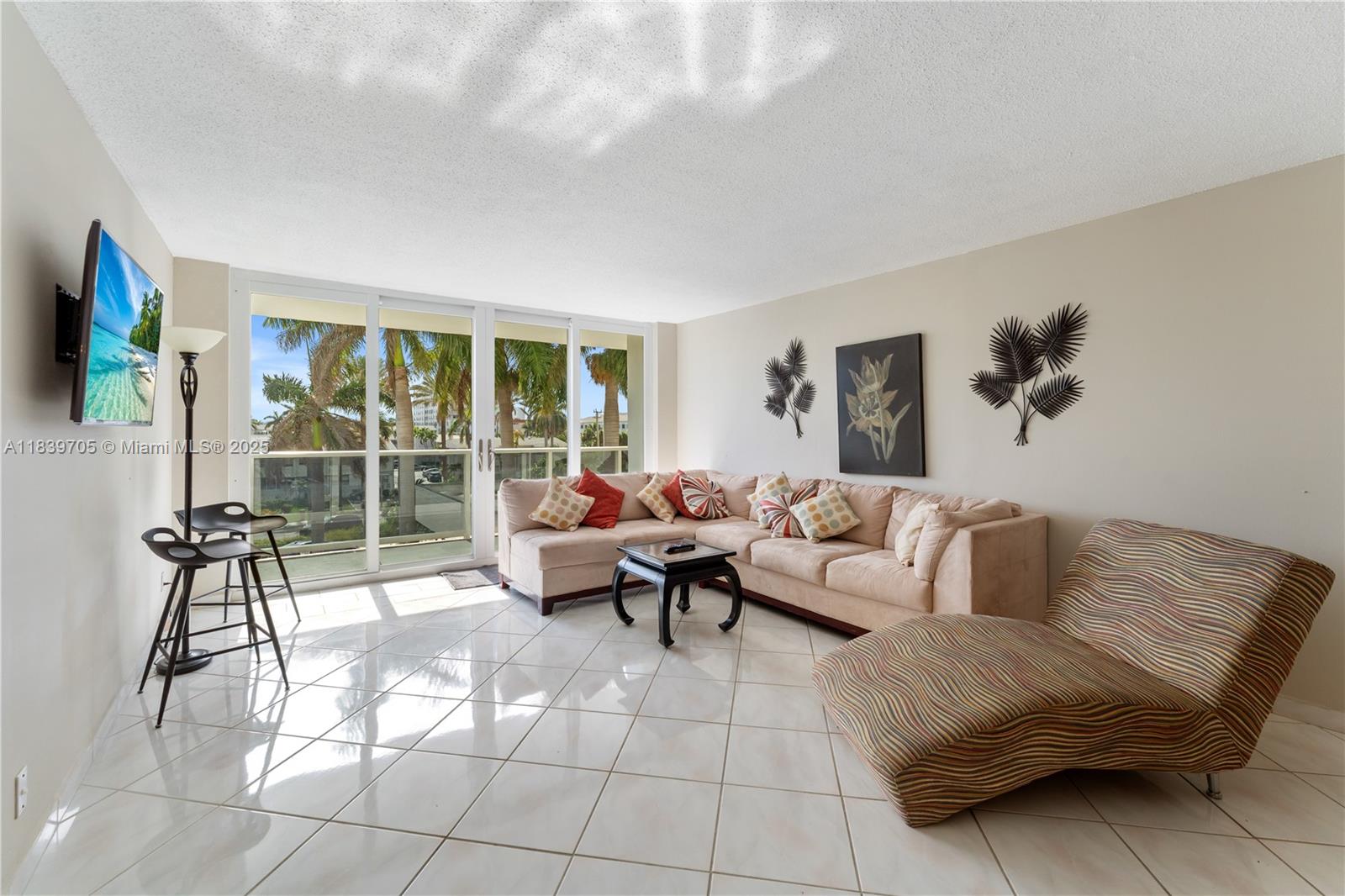 3140 S Ocean Dr 212