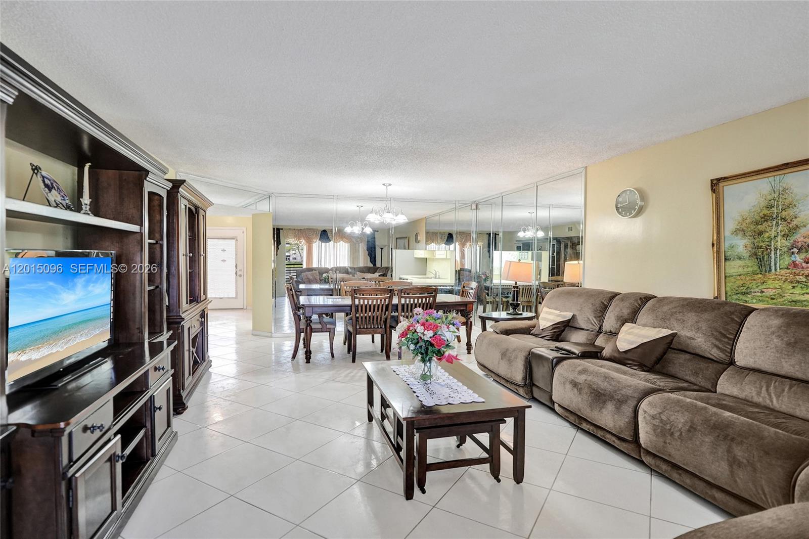 LAKES OF CARRIAGE HILLS - Residential