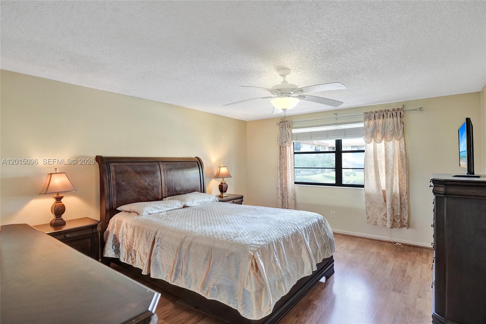 LAKES OF CARRIAGE HILLS - Residential