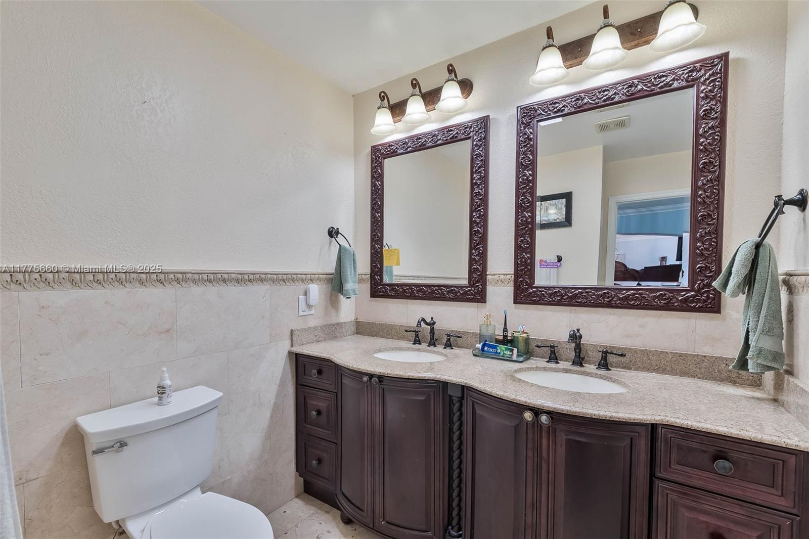 LOLADERO ESTATES 1ST ADDN - Residential