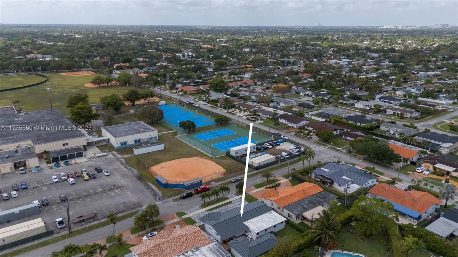 LOLADERO ESTATES 1ST ADDN - Residential