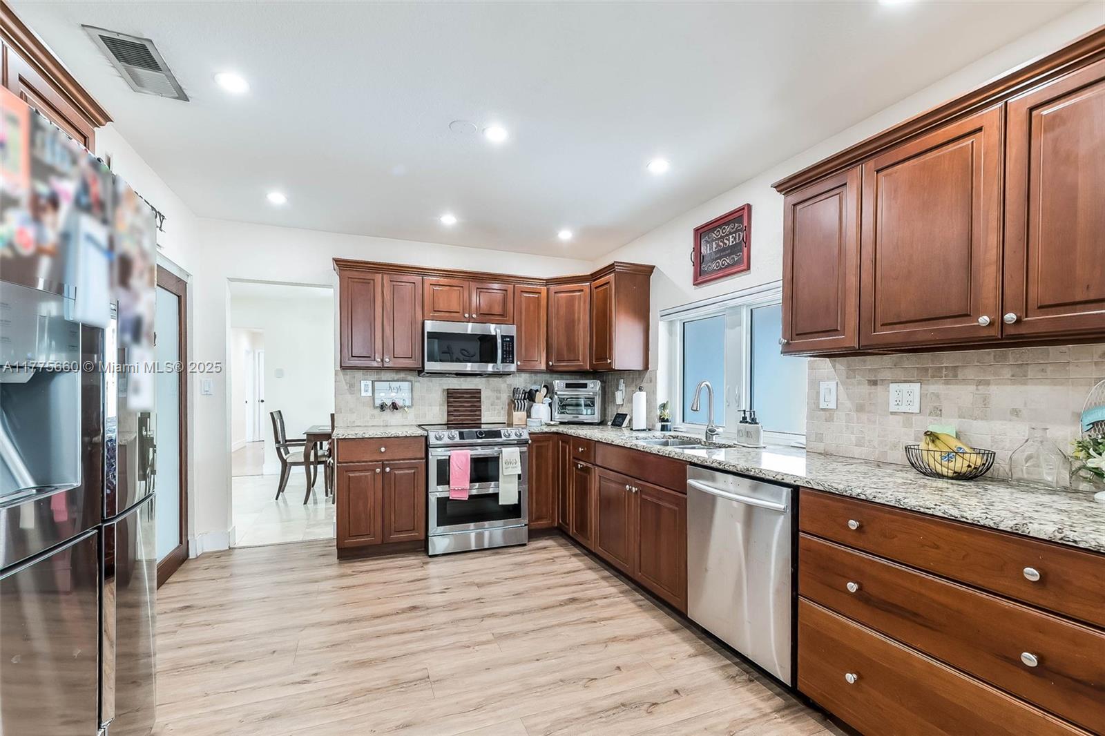 LOLADERO ESTATES 1ST ADDN - Residential