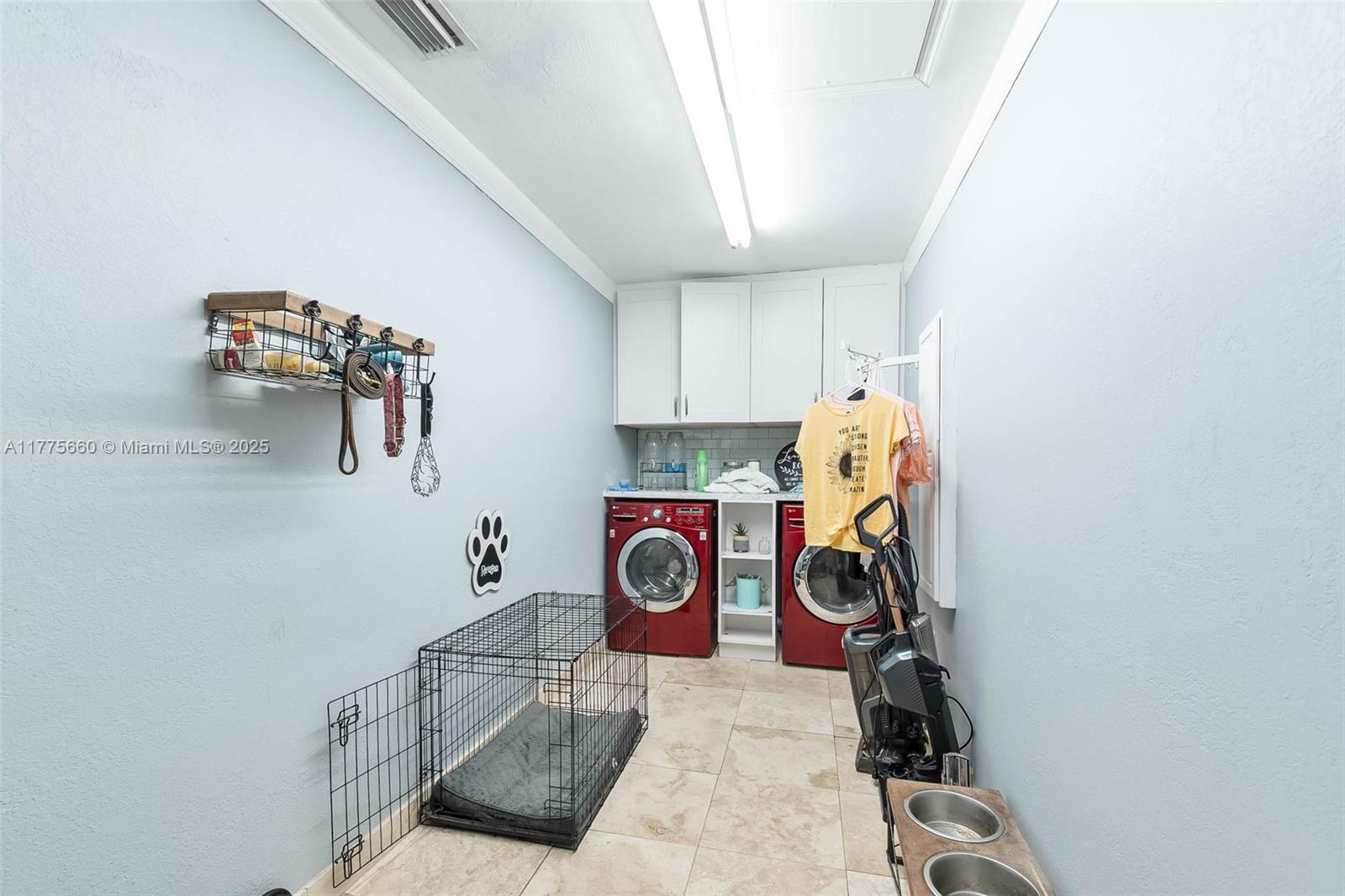 LOLADERO ESTATES 1ST ADDN - Residential