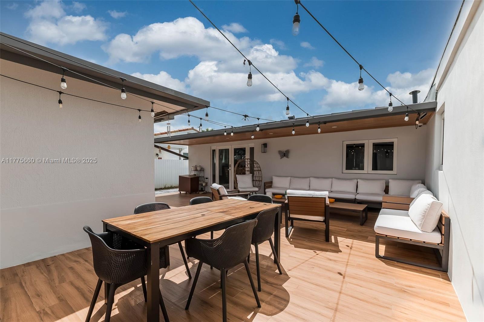 LOLADERO ESTATES 1ST ADDN - Residential