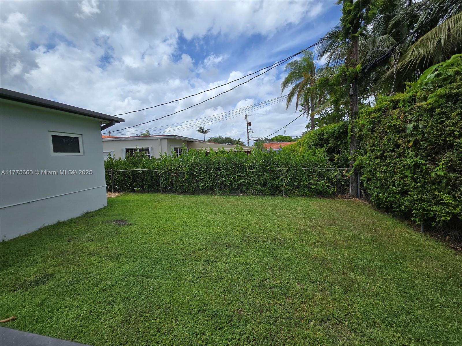 LOLADERO ESTATES 1ST ADDN - Residential