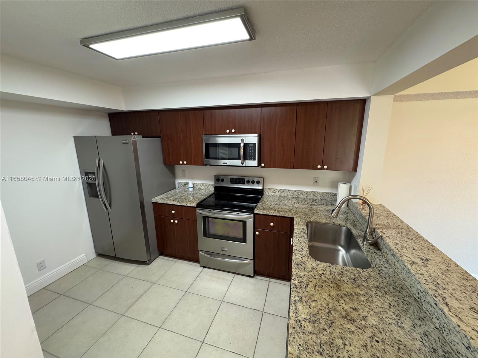 GRAND OASIS CONDO - Residential