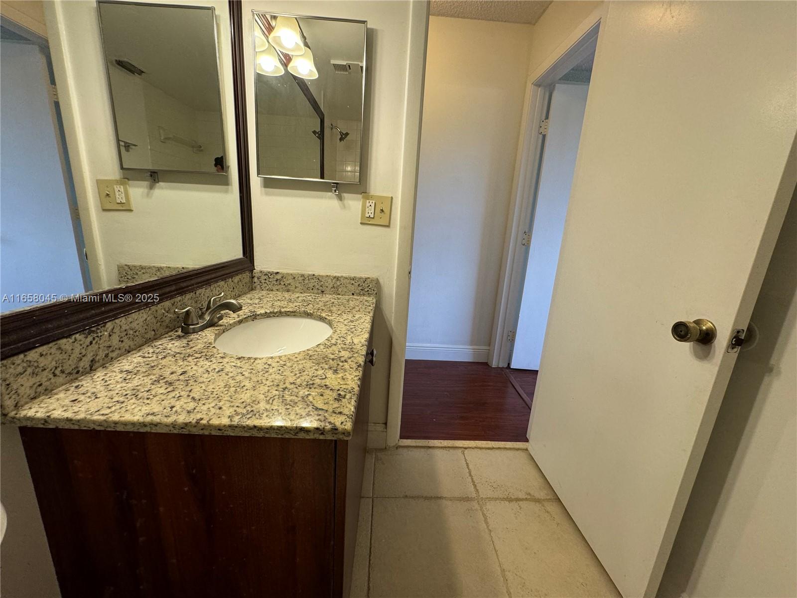 GRAND OASIS CONDO - Residential