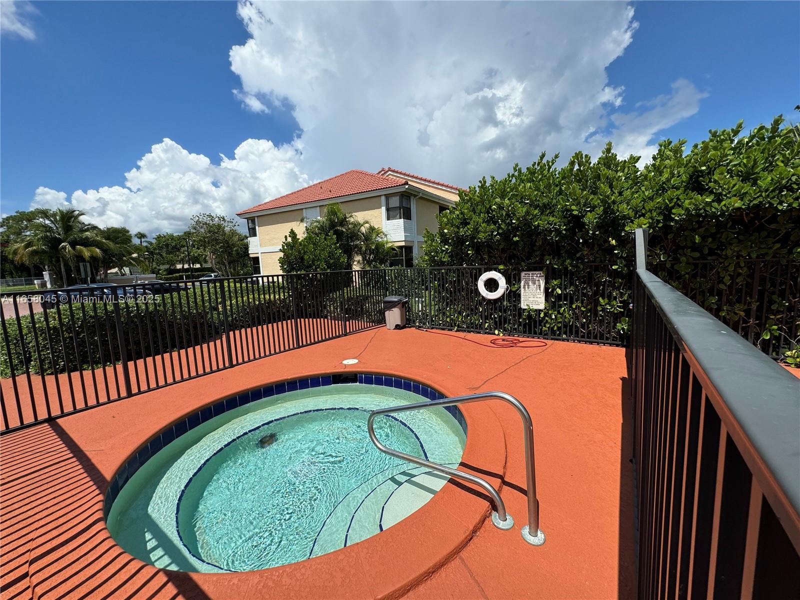 GRAND OASIS CONDO - Residential