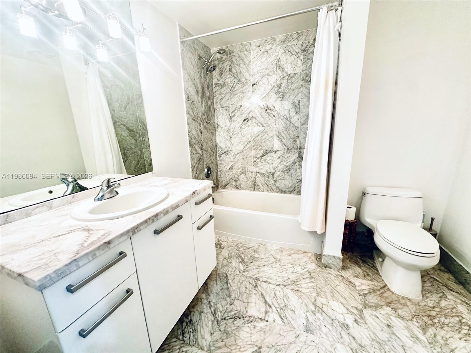 VIZCAYNE SOUTH CONDO - Residential Lease