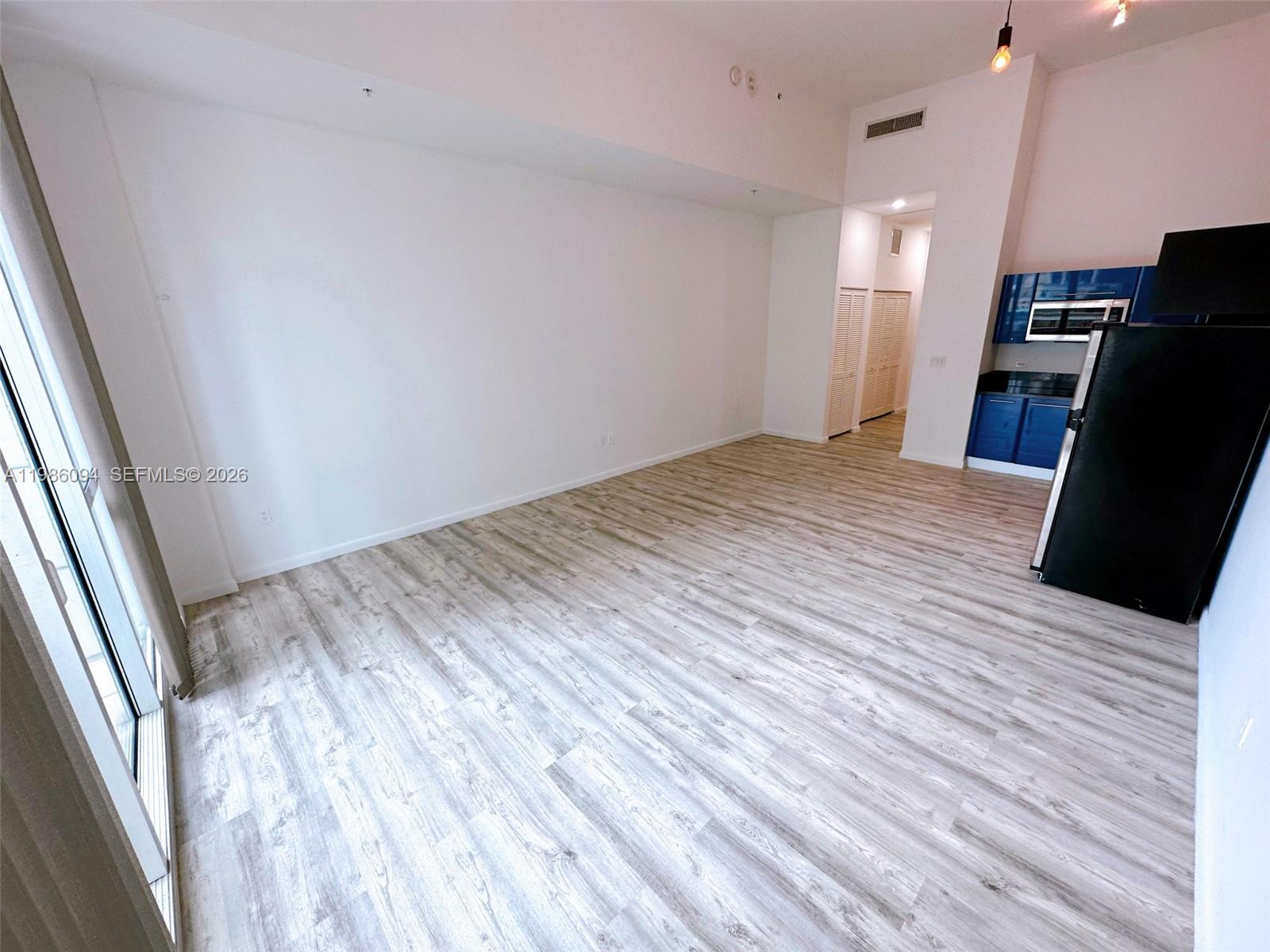 VIZCAYNE SOUTH CONDO - Residential Lease